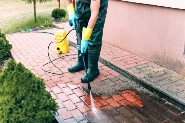 Best Garage Pressure Washing  in Juarez, TX